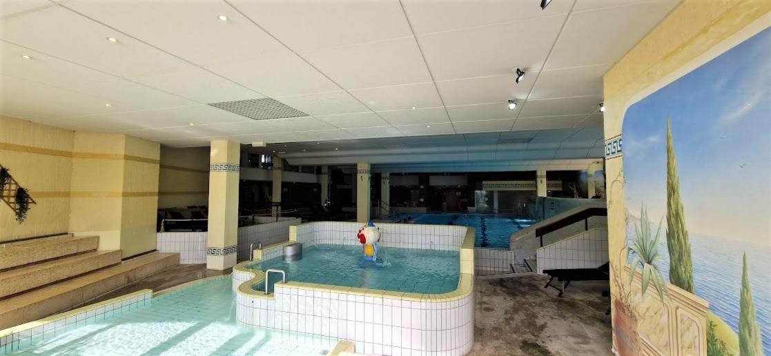 Pools, Sauna Und Balkon Mit Panoramablick Санкт-Енгльмар Екстер'єр фото