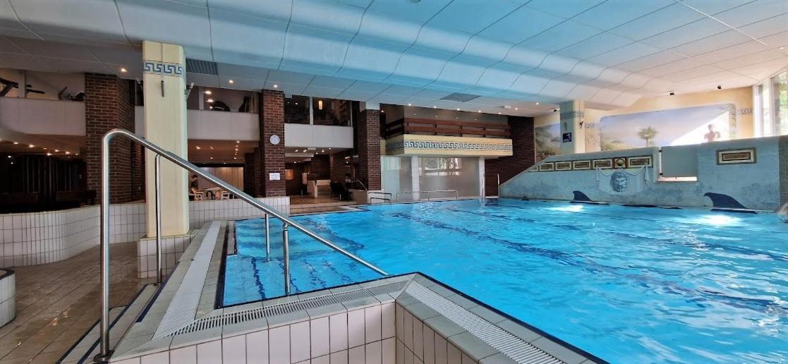 Pools, Sauna Und Balkon Mit Panoramablick Санкт-Енгльмар Екстер'єр фото